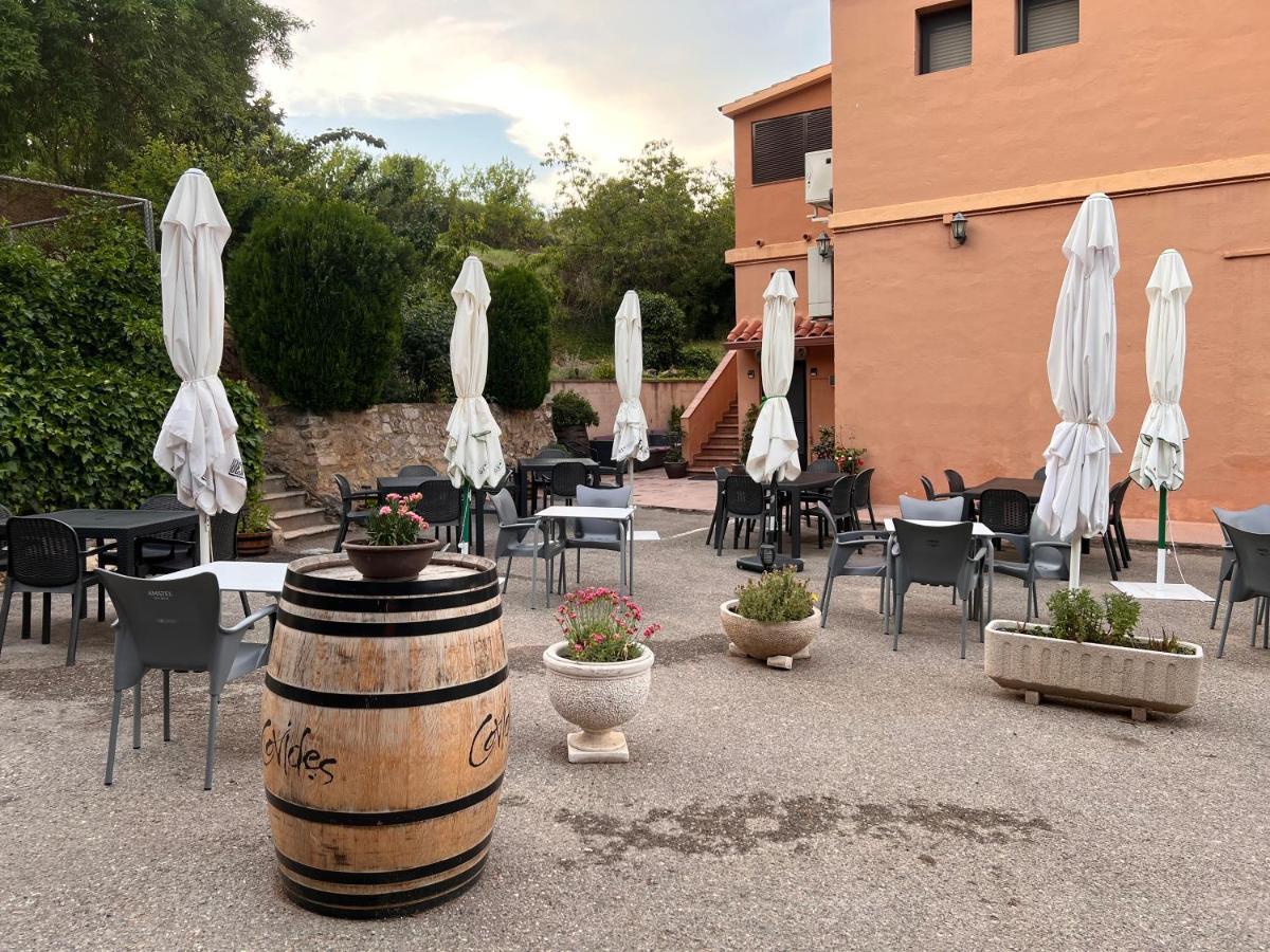 El Moli De Pontons Suites Con Jacuzzi Spa Exterior photo