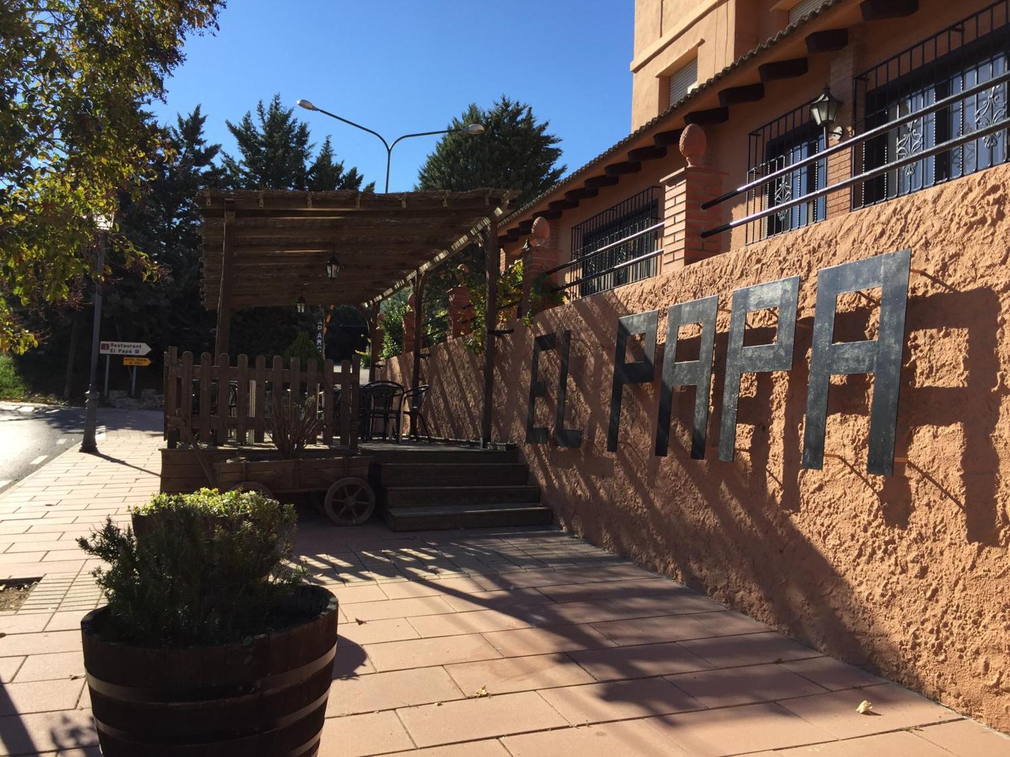 El Moli De Pontons Suites Con Jacuzzi Spa Exterior photo